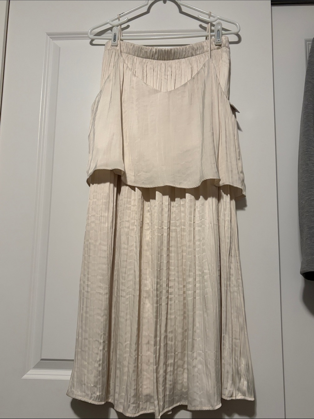 Zsupply Pleated Skirt with Cropped Tank Top